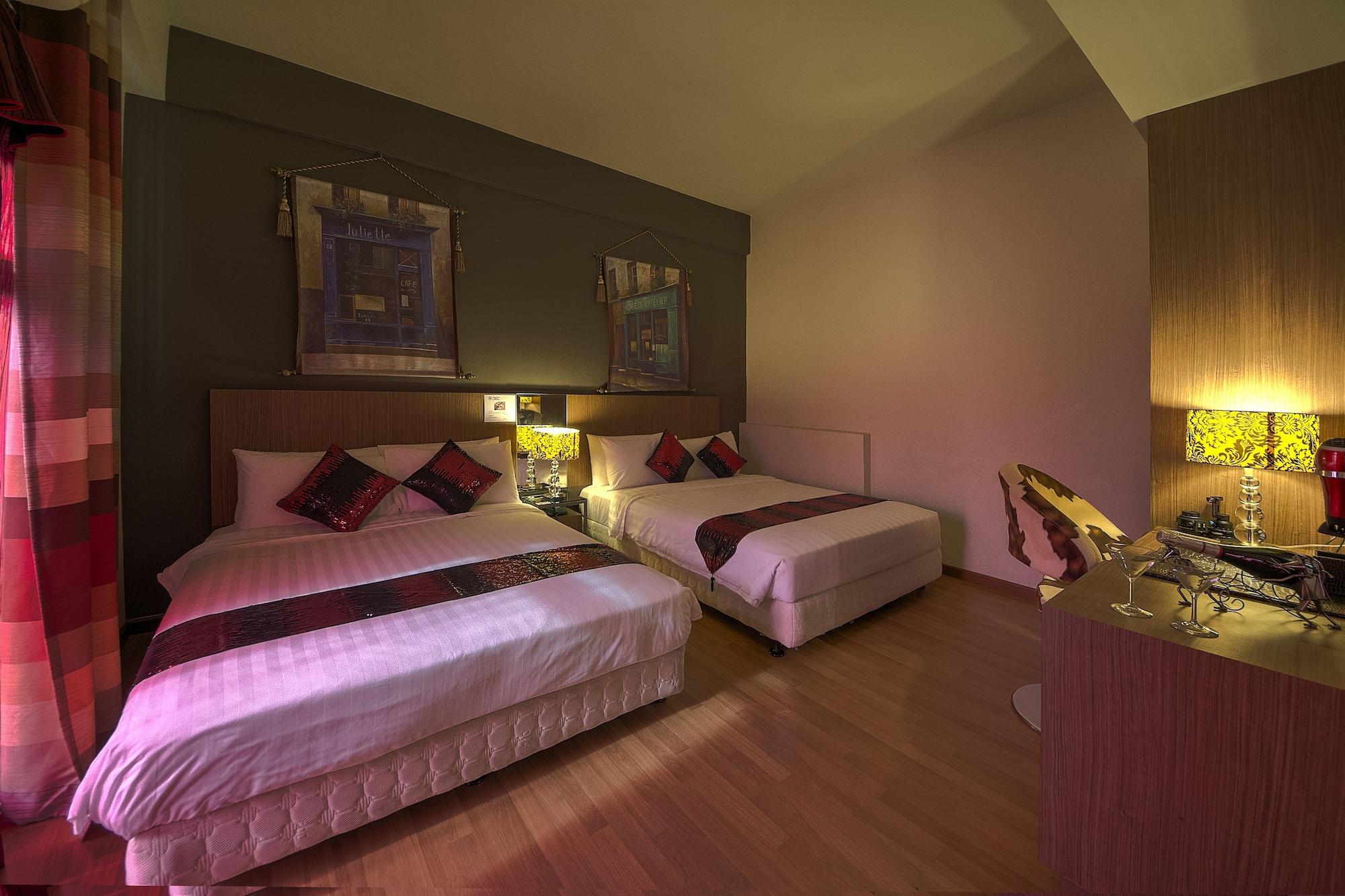 Arenaa Deluxe Hotel Malacca Εξωτερικό φωτογραφία