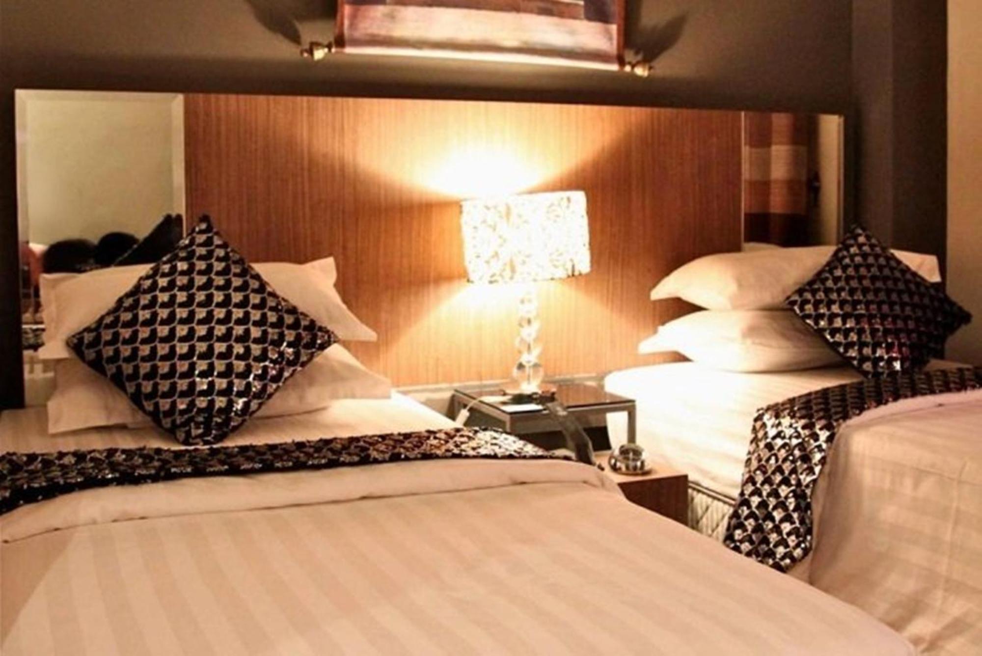 Arenaa Deluxe Hotel Malacca Δωμάτιο φωτογραφία