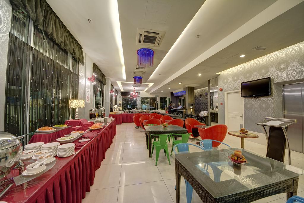 Arenaa Deluxe Hotel Malacca Εξωτερικό φωτογραφία